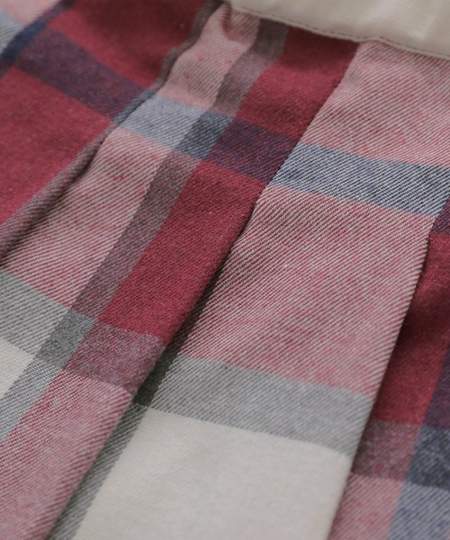 osharewalker（オシャレウォーカー）の「【廃盤】『ビッグチェック柄タックスカート』（スカート・レディース・レッド/キャメル/グリーン・1/2）」の20枚目の写真