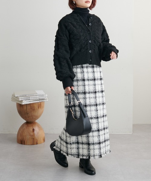 natural couture(ナチュラルクチュール)の「ぽこぽこ編み2WAYニットカーディガン(カーディガン/ボレロ・レディース・イエロー/ピンク/オフホワイト/ブラック・FREE)」の12枚目の写真