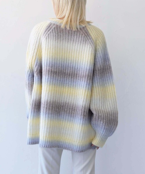 vingtrois（バントロア）の「【vingtrois】グラデーションニットカーディガン（カーディガン/ボレロ・レディース・オレンジ/アイボリー/ブルー・M）」の21枚目の写真