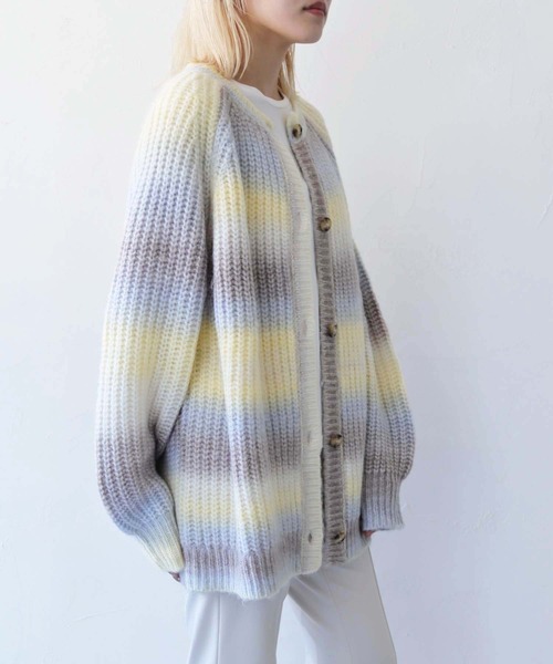 vingtrois（バントロア）の「【vingtrois】グラデーションニットカーディガン（カーディガン/ボレロ・レディース・オレンジ/アイボリー/ブルー・M）」の20枚目の写真