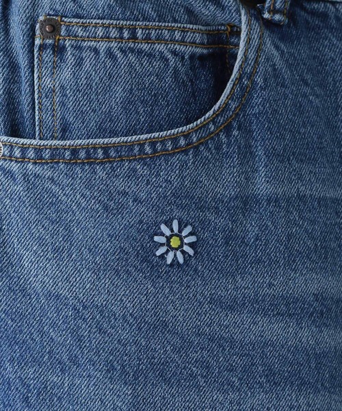 クロス刺繍 ライトブルー ストレートデニム 稲妻刺繍 ライトブルー ストレートデニム