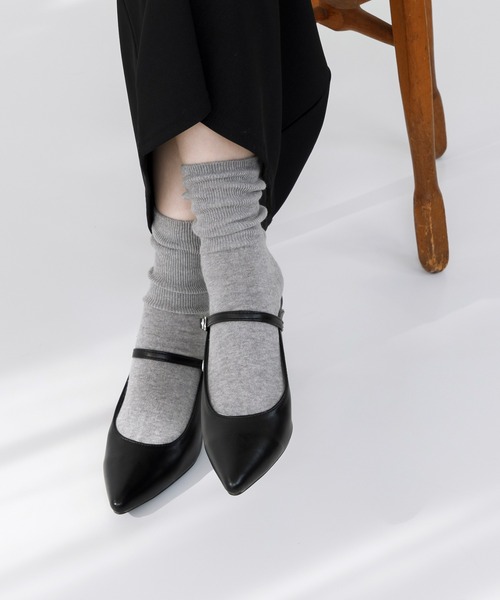 menue(メヌエ)の「5cmヒール 甲ストラップ ミュール パンプス(パンプス・レディース・ベージュ/アイボリー/キャメル/ブラック/イエロー・S/XS/3L/L/LL/M)」の14枚目の写真