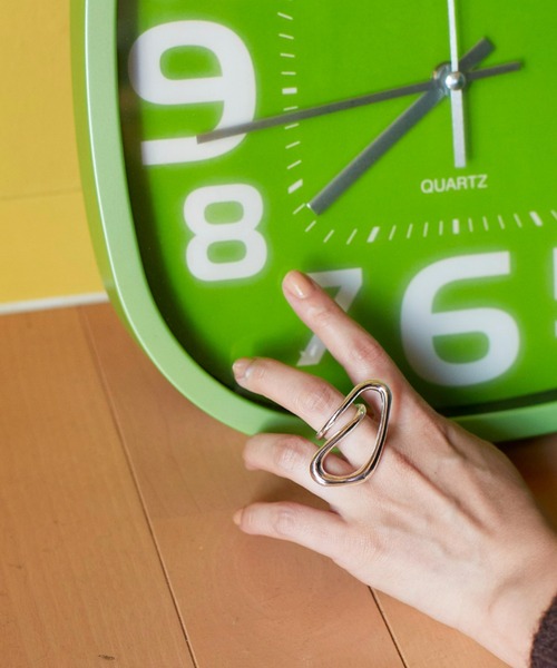 Nothing And Others(ナッシングアンドアザーズ)の「「Nothing And Others/ナッシングアンドアザーズ」Nuance line triangle Ring(リング・レディース・シルバー/ゴールド・FREE)」の19枚目の写真