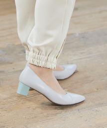 Riz raffinee（リズラフィーネ）の「Vカットポインテッドトゥパンプス（パンプス）」