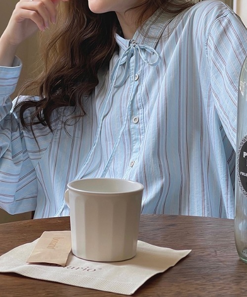 Vipoa（ヴィポア）の「クラシカルストライプリボンタイブラウス（シャツ/ブラウス・レディース・ブルー・FREE）」の17枚目の写真