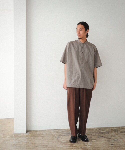 BEAMS(ビームス)の「BEAMS / チェック プルオーバー イージー シャツ(シャツ/ブラウス・メンズ・ブラック/ベージュ・S/M/L/XL)」の4枚目の写真