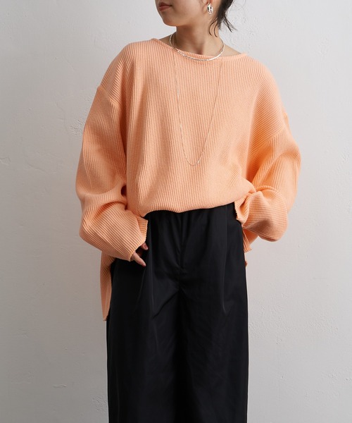 Omekashi（オメカシ）の「ワッフルプルオーバー（Tシャツ/カットソー・レディース・ブラック/オフホワイト/オレンジ/グレー・FREE）」の4枚目の写真