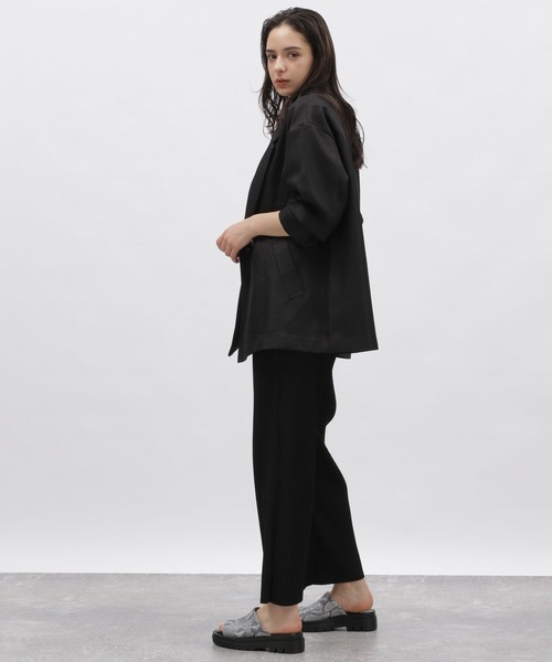 LAKOLE（ラコレ）の「Wブレステッドジャケット / 188192（テーラードジャケット・レディース・ブラック/サンドグレー・MEDIUM/SMALL）」の5枚目の写真