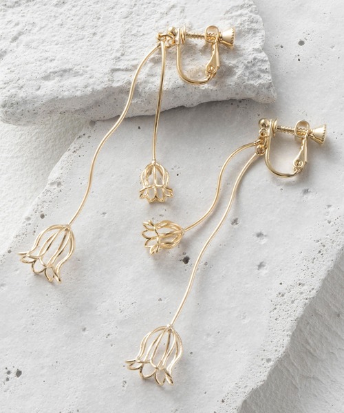 Hand madeイヤリング♪薔薇とチューリップイヤリング チューリップモチーフ イヤリング line bud（イヤリング）｜Zoule