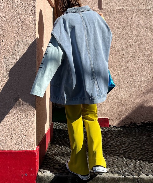 mi via loca（ミヴィアロカ）の「オーバーサイズデニムベスト（ベスト・レディース・ブルー・FREE）」の19枚目の写真