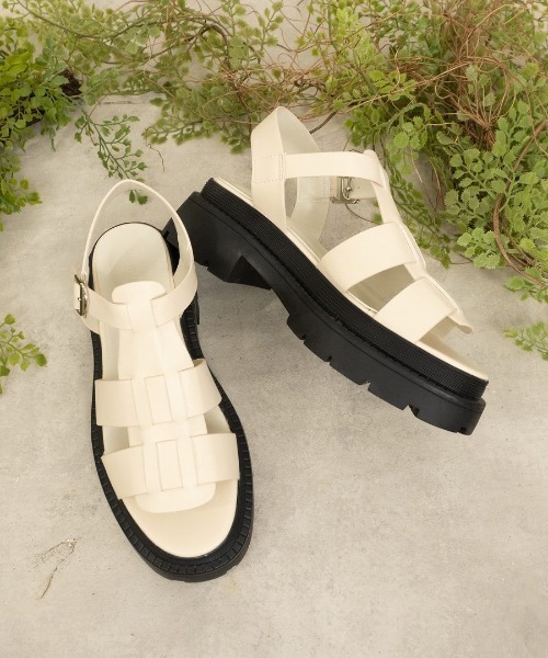 Fabby fabby（ファビィーファビィー）の「グルカバックバンドスポーツサンダル（サンダル・レディース・ブラック/オフホワイト・SMALL/MEDIUM/LARGE）」の18枚目の写真