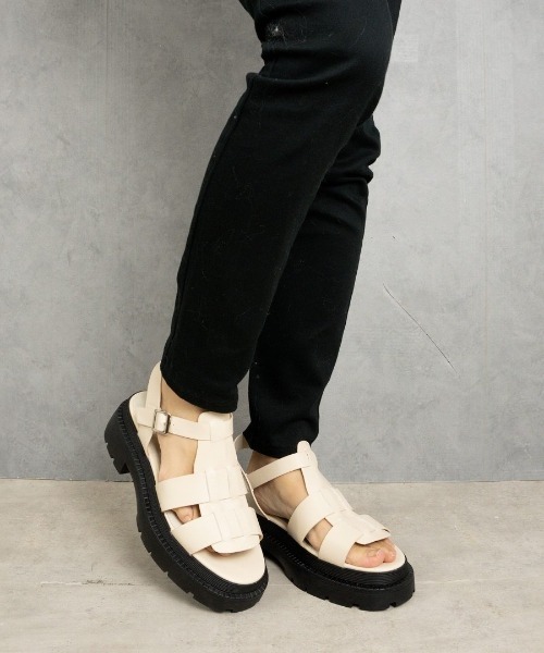 Fabby fabby（ファビィーファビィー）の「グルカバックバンドスポーツサンダル（サンダル・レディース・ブラック/オフホワイト・SMALL/MEDIUM/LARGE）」の22枚目の写真