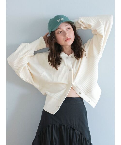 Ungrid（アングリッド）の「キャンバスカラーロゴキャップ（キャップ・レディース・アイボリー/レッド/グリーン/ネイビー・FREE）」の5枚目の写真