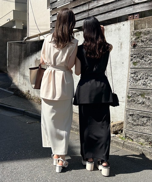 one after another NICE CLAUP（ワンアフターアナザーナイスクラップ）の「新色追加/NCロゴブローチ付きベスト（ベスト・レディース・ブラック/ブラック系その他/アイボリー・FREE）」の15枚目の写真