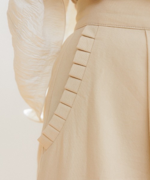 flower（フラワー）の「フリルタックパンツ（その他パンツ・レディース・ブラック/イエロー/ブルー・FREE）」の9枚目の写真