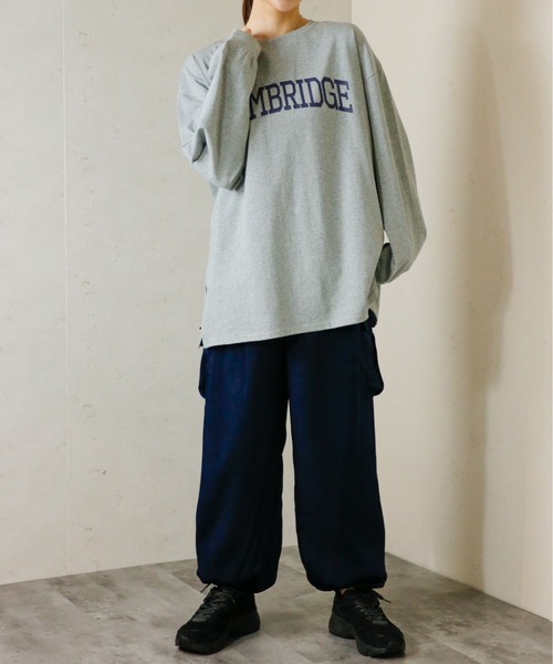 Per sist ence(パーシエンス)の「カレッジロゴプリントロンT(Tシャツ/カットソー・レディース・ベージュ/ブラック/オフホワイト/グレー・FREE)」の12枚目の写真