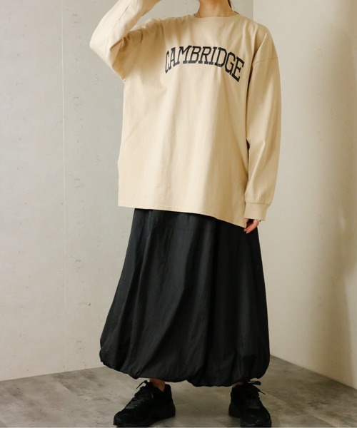 Per sist ence(パーシエンス)の「カレッジロゴプリントロンT(Tシャツ/カットソー・レディース・ベージュ/ブラック/オフホワイト/グレー・FREE)」の14枚目の写真