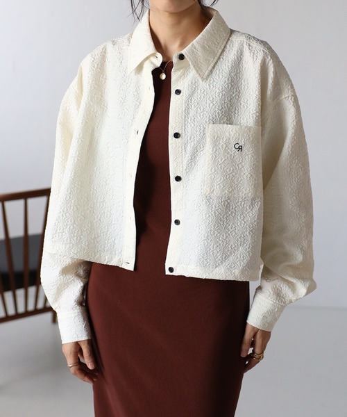 COMMRE（コムル）の「ドロスト入り刺繍ショートシャツ（シャツ/ブラウス・レディース・ブラック/アイボリー/ブルー・FREE）」の17枚目の写真