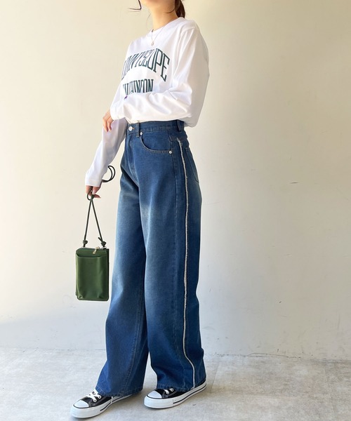 GeeRA(ジーラ)の「サイドラインワイドデニムパンツ(デニムパンツ・レディース・ブルー/ブラック・LARGE/MEDIUM)」の10枚目の写真