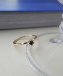 little emblem（リトルエンブレム）の「ブルーサファイア ダイヤリング