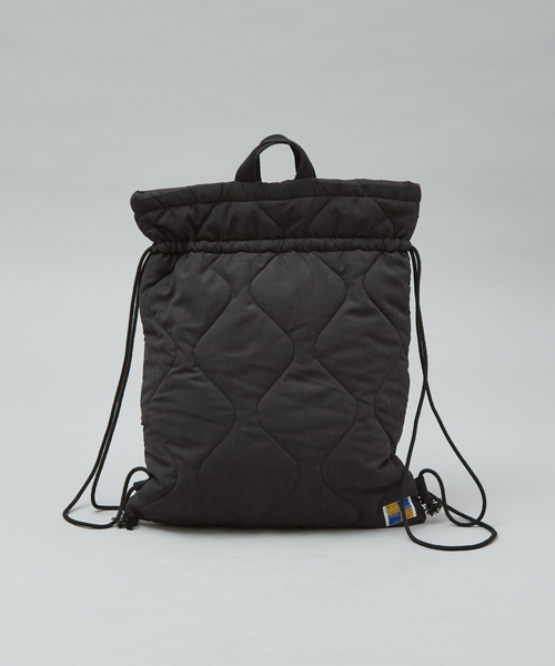 ABAHOUSE（アバハウス）の「スーベニア刺繍キルティングバッグ/GOLF PUNK /ユニセックス（バックパック/リュック・メンズ・ホワイト/グレイッシュブルー/ブラック・フリー）」の6枚目の写真