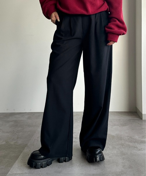 apres jour mignon（アプレジュールミニョン）の「ゆるストレートパンツ【ZOZOTOWN限定アイテム】（スラックス・レディース・モカ/ブルー系その他/ネイビー/チャコールグレー/ブラック・MEDIUM/X-LARGE/SMALL）」の2枚目の写真