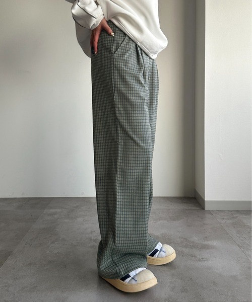 apres jour mignon（アプレジュールミニョン）の「ゆるストレートパンツ【ZOZOTOWN限定アイテム】（スラックス・レディース・モカ/ブルー系その他/ネイビー/チャコールグレー/ブラック・MEDIUM/X-LARGE/SMALL）」の18枚目の写真