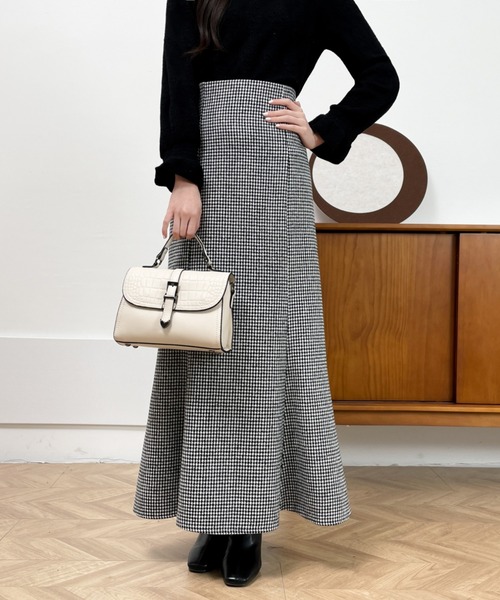 ABITOKYO（アビトーキョー）の「ハイウエストバックレースアップ