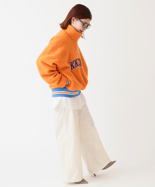 Spick & Span（スピックアンドスパン）の「【OFF THE COURT by NBA（オフザコートバイエヌビーエー）】 TeamLogo Boa Fleece（その他トップス・レディース・グリーン/ネイビー/オレンジ・FREE）」の10枚目の写真