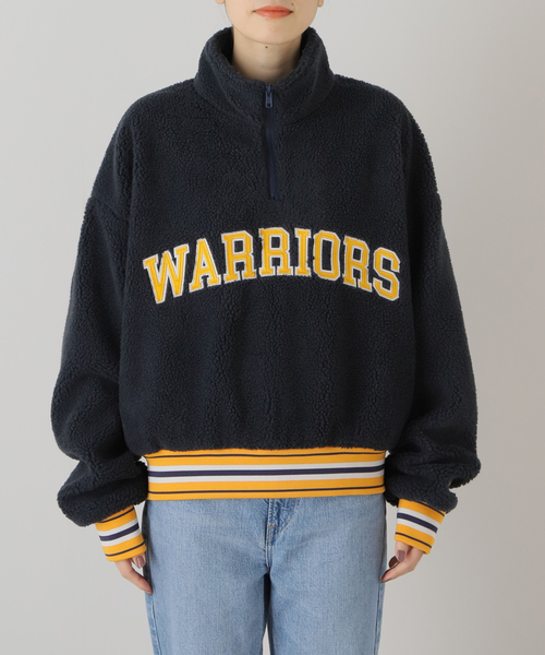 Spick & Span（スピックアンドスパン）の「【OFF THE COURT by NBA（オフザコートバイエヌビーエー）】 TeamLogo Boa Fleece（その他トップス・レディース・グリーン/ネイビー/オレンジ・FREE）」の4枚目の写真