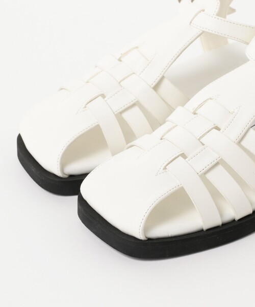 B:MING by BEAMS(ビーミングバイビームス)の「B:MING by BEAMS / グルカサンダル(サンダル・レディース・ブラック/ホワイト・22.5cm/24.5cm/23.5cm)」の3枚目の写真