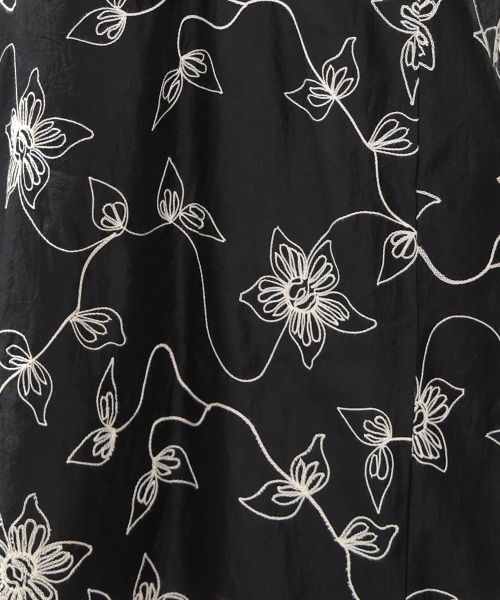 Bab（バブ）の「【低身長向け・高身長向けサイズあり】刺繍キャミワンピース（ワンピース・レディース・ブラック/ベージュ/アイボリー・M/S）」の13枚目の写真