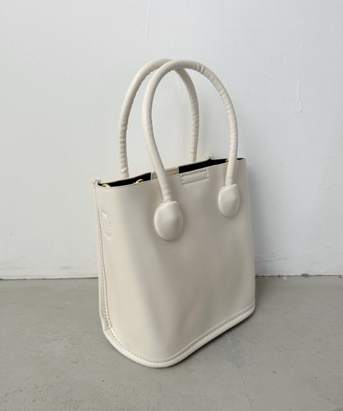 CLEA(クレア)の「【仕切りポーチ付き】コンパクトPUスクエアショルダーバッグ(ショルダーバッグ・レディース・ホワイト/ピンク/ブラック/オリーブ・FREE)」の16枚目の写真