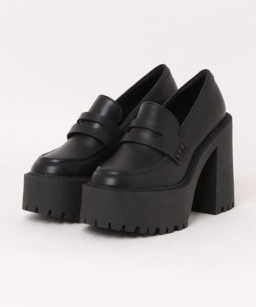 FOREVER 21(フォーエバー トゥエンティーワン)の「厚底ヒールローファー(ローファー・レディース・ブラック・24cm/23cm)」の1枚目の写真