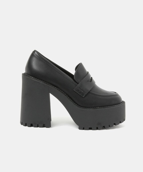 FOREVER 21(フォーエバー トゥエンティーワン)の「厚底ヒールローファー(ローファー・レディース・ブラック・24cm/23cm)」の7枚目の写真