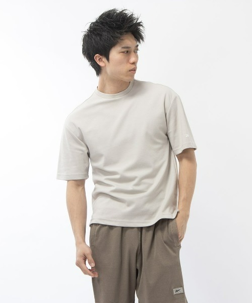 Reebok(リーボック)の「アクティブ Tシャツ / ACTIV COLL SS TEE(Tシャツ/カットソー・メンズ・ブルー/ブラック/ストーン・LARGE/MEDIUM/SMALL/XX-LARGE/X-LARGE)」の2枚目の写真