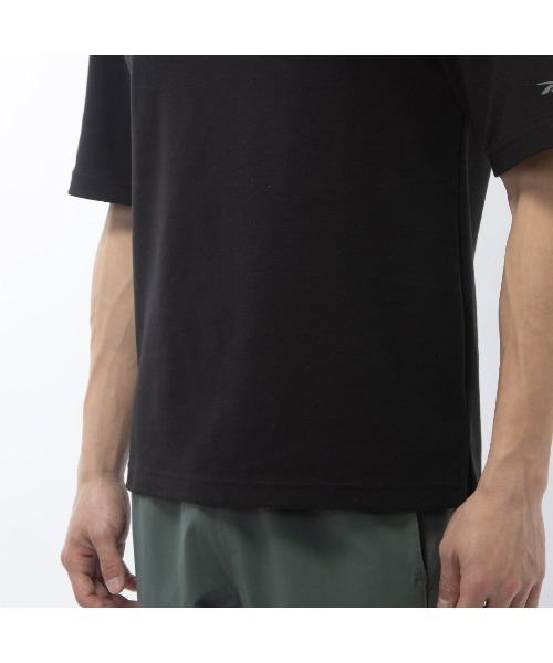 Reebok(リーボック)の「アクティブ Tシャツ / ACTIV COLL SS TEE(Tシャツ/カットソー・メンズ・ブルー/ブラック/ストーン・LARGE/MEDIUM/SMALL/XX-LARGE/X-LARGE)」の16枚目の写真
