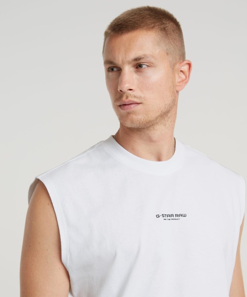 G-STAR（ジースター）の「BOXY SLEEVELESS T-SHIRT/オーバーサイズロゴノースリーブ（タンクトップ・メンズ・ホワイト・X-SMALL/X-LARGE/LARGE/SMALL/MEDIUM）」の2枚目の写真