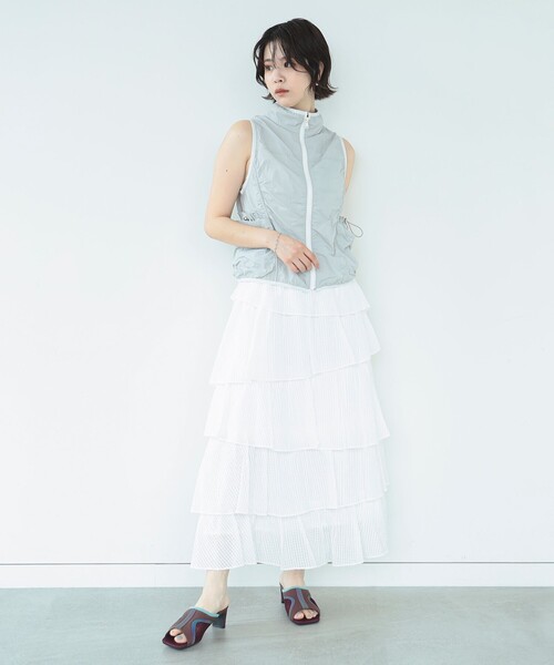 Ray BEAMS(レイビームス)の「Ray BEAMS / シアー ギンガム ティアード スカート(スカート・レディース・ホワイト/ブラック・0/1)」の4枚目の写真