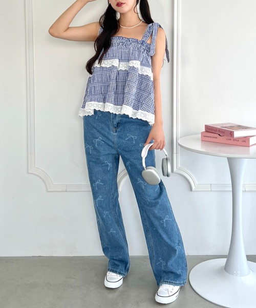 Loueme（ルエム）の「メニーリボンプリントデニムパンツ（デニムパンツ・レディース・ブルー・S/M）」の3枚目の写真