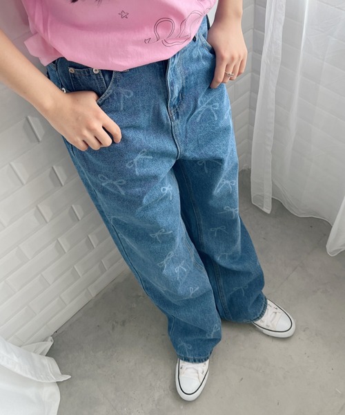 Loueme（ルエム）の「メニーリボンプリントデニムパンツ（デニムパンツ・レディース・ブルー・S/M）」の13枚目の写真