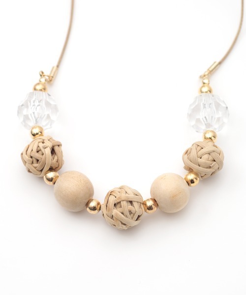 チチカカ(チチカカ)の「クリアラタンボールネックレス(ネックレス・レディース・ブラウン/ベージュ・FREE)」の6枚目の写真