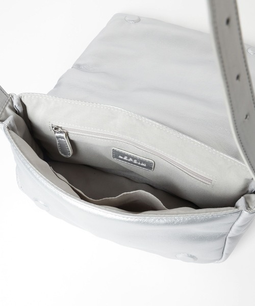 LEPSIM（レプシィム）の「スタッズパデットショルダー　116575（ショルダーバッグ・レディース・ブラック/カーキ/シルバー・ONE SIZE）」の6枚目の写真