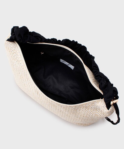 OPAQUE.CLIP(オペークドットクリップ)の「◆【2WAY】雑材ドロストフリルハンドルミドルショルダーバッグ(ショルダーバッグ・レディース・ブルー系4/ブラック系4/ナチュラル/ブラック・00)」の13枚目の写真