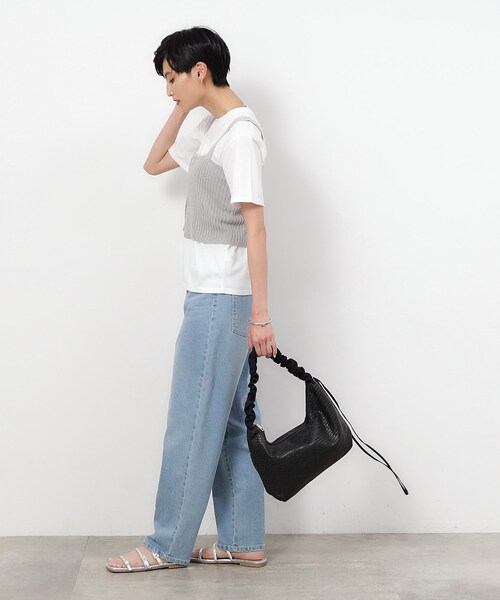 OPAQUE.CLIP(オペークドットクリップ)の「◆【2WAY】雑材ドロストフリルハンドルミドルショルダーバッグ(ショルダーバッグ・レディース・ブルー系4/ブラック系4/ナチュラル/ブラック・00)」の20枚目の写真