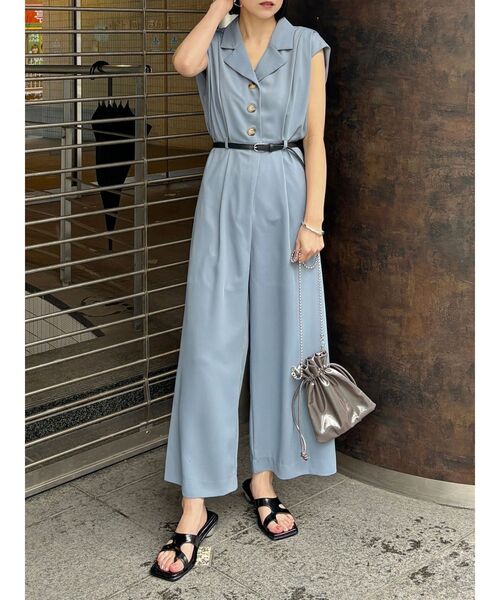 MURUA（ムルーア）の「ウエストベルトワイドロンパース（サロペット/オーバーオール・レディース・ブルー/グレー/アイボリー/モカ・FREE）」の4枚目の写真