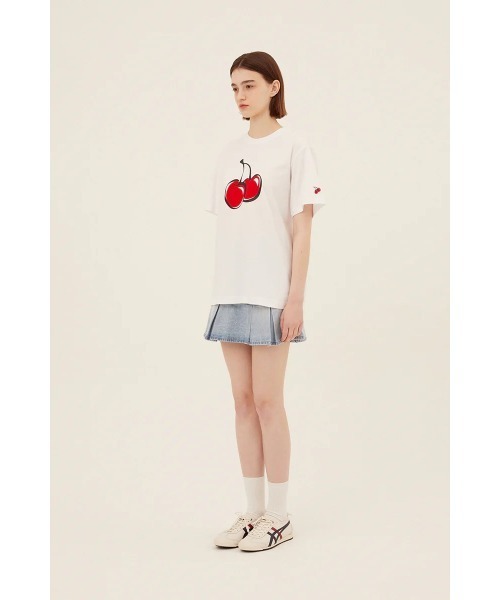 KIRSH(キルシー)の「KIRSH BIG CHERRY T-SHIRT キルシー ビッグチェリー Tシャツ【S】(Tシャツ/カットソー・レディース・ブラック/ホワイト・ONE SIZE)」の4枚目の写真