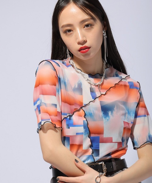 HARE（ハレ）の「【Fashionart Mag LADIES】2WAYシアータイトトップス（Tシャツ/カットソー・レディース・ブラック/ホワイト・FREE）」の13枚目の写真