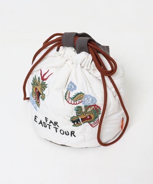 KRIFF MAYER（クリフメイヤー）の「スーベニア刺繍巾着バッグ（ショルダーバッグ・メンズ・パープル/キャメル/ブラック/ピンクベージュ/オリーブ/オフホワイト・FREE）」の10枚目の写真