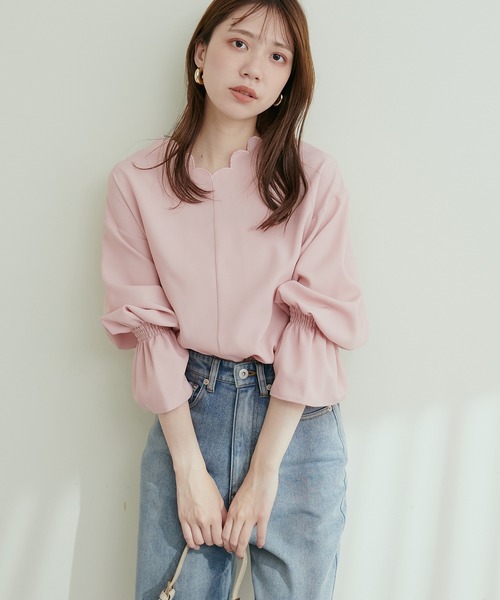 natural couture(ナチュラルクチュール)の「2WAYスカラップブラウス(シャツ/ブラウス・レディース・ブラック/ピンク/ブルー/アイボリー/ボルドー/その他1/その他2/グレイッシュベージュ・FREE)」の6枚目の写真